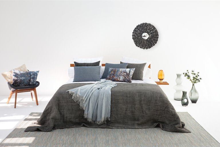 Mrs.Me home couture - TheGlassHouse Setting Studio  web